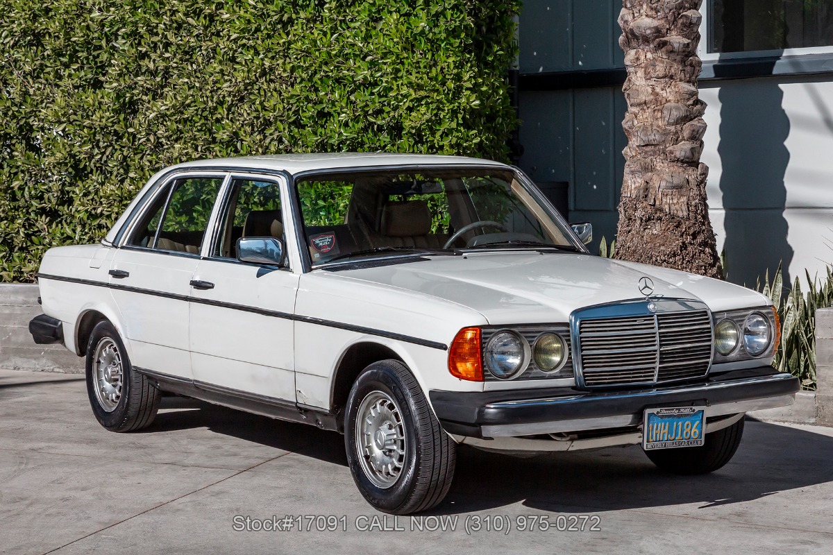 1983 Mercedes-Benz 300D For Sale | Vintage Driving Machines