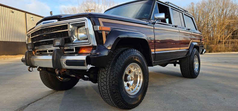 1989 Jeep Grand Wagoneer For Sale | Vintage Driving Machines